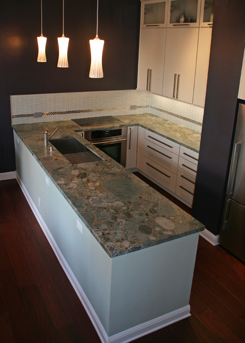 bvkit-granite-slab-polished-green-brazil-kitchen-hi - Fox Marble